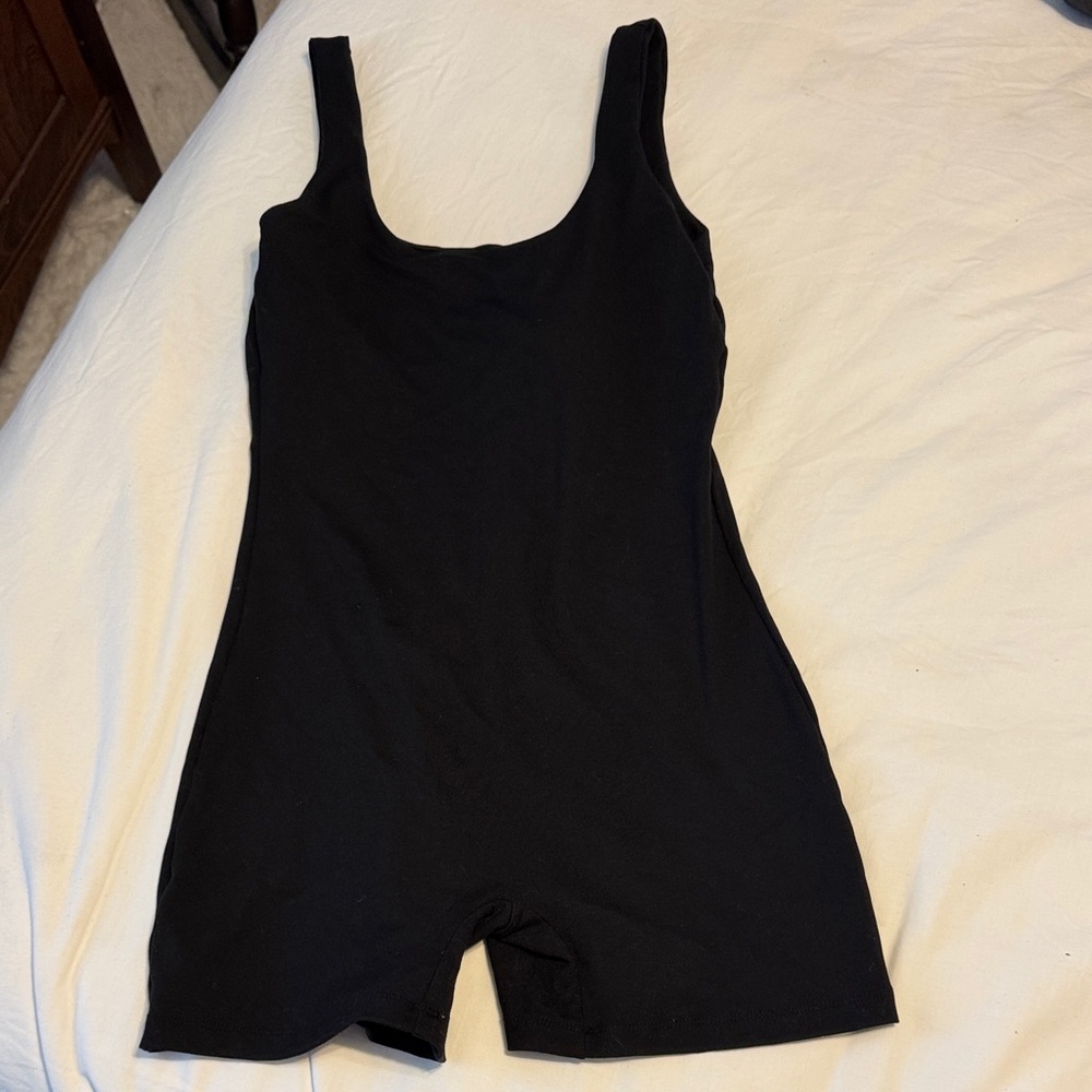 Women's Black Sleeveless Bodysuit